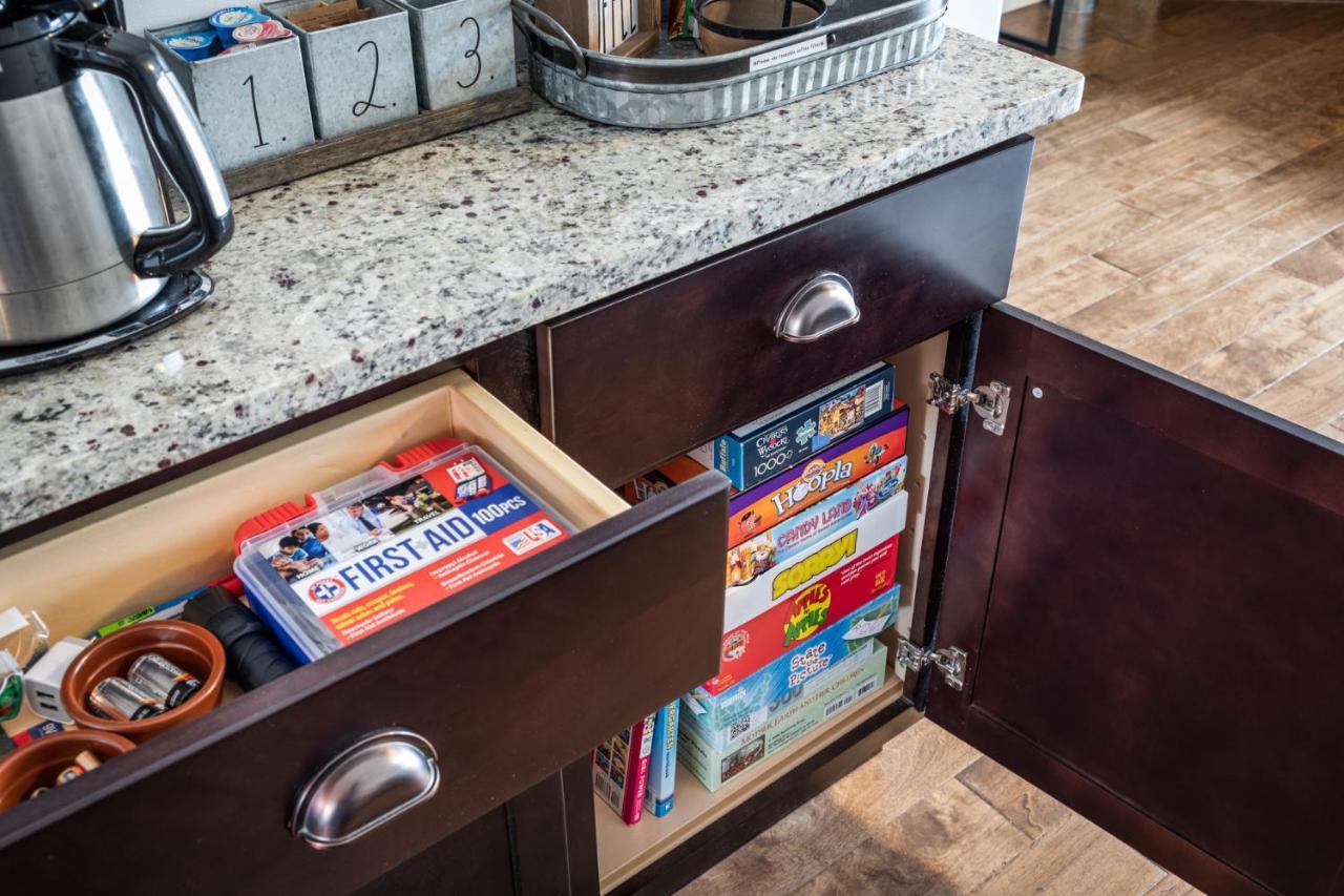 “Hygge” 3Bdr Townhouse, Close To Beach, Park & Wineries! Traverse City Bagian luar foto