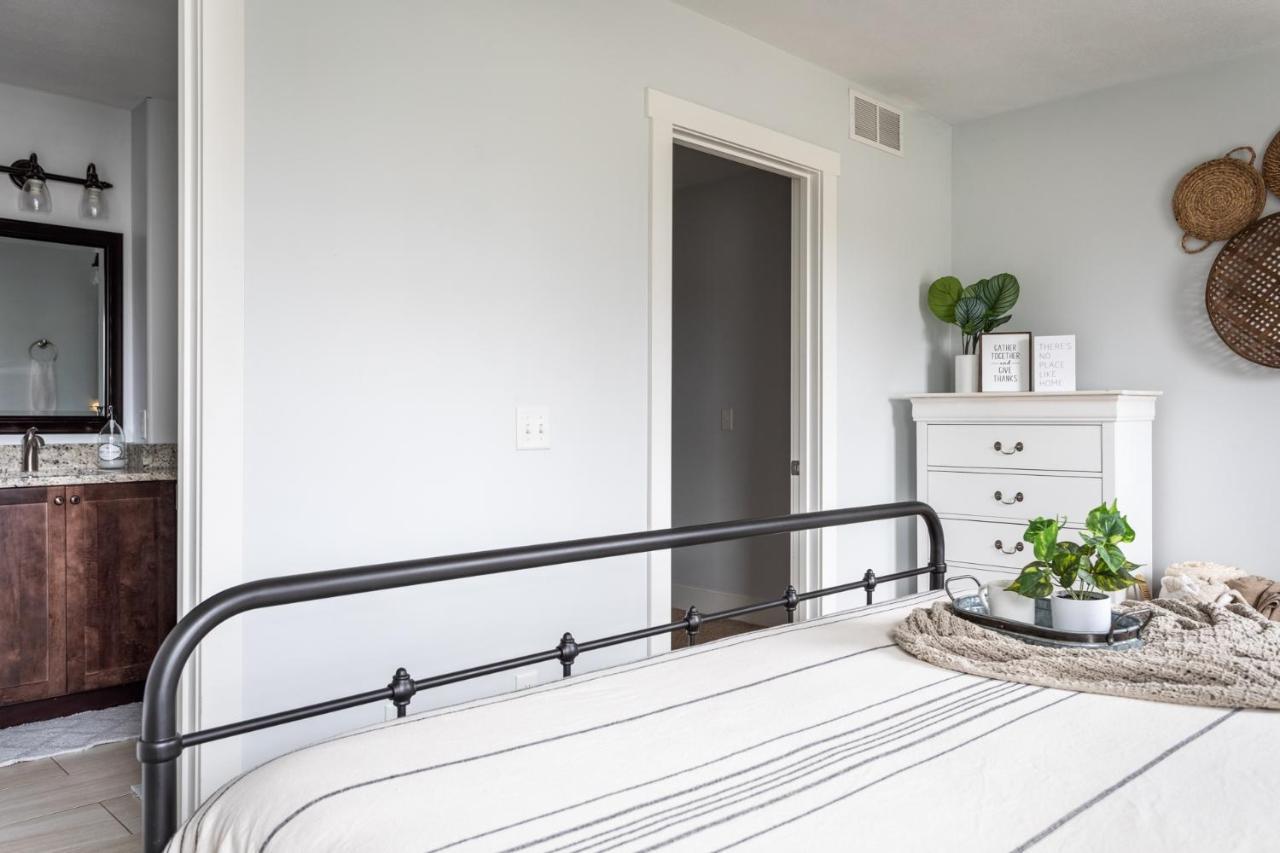“Hygge” 3Bdr Townhouse, Close To Beach, Park & Wineries! Traverse City Bagian luar foto
