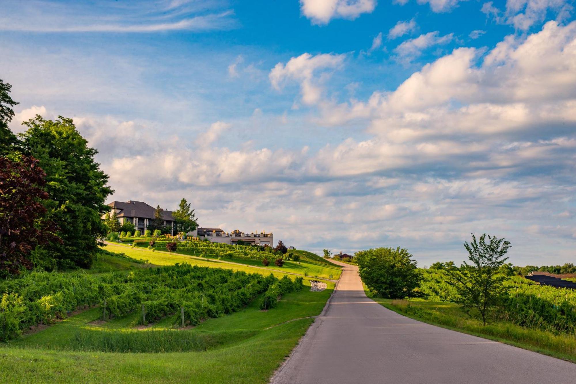 “Hygge” 3Bdr Townhouse, Close To Beach, Park & Wineries! Traverse City Bagian luar foto